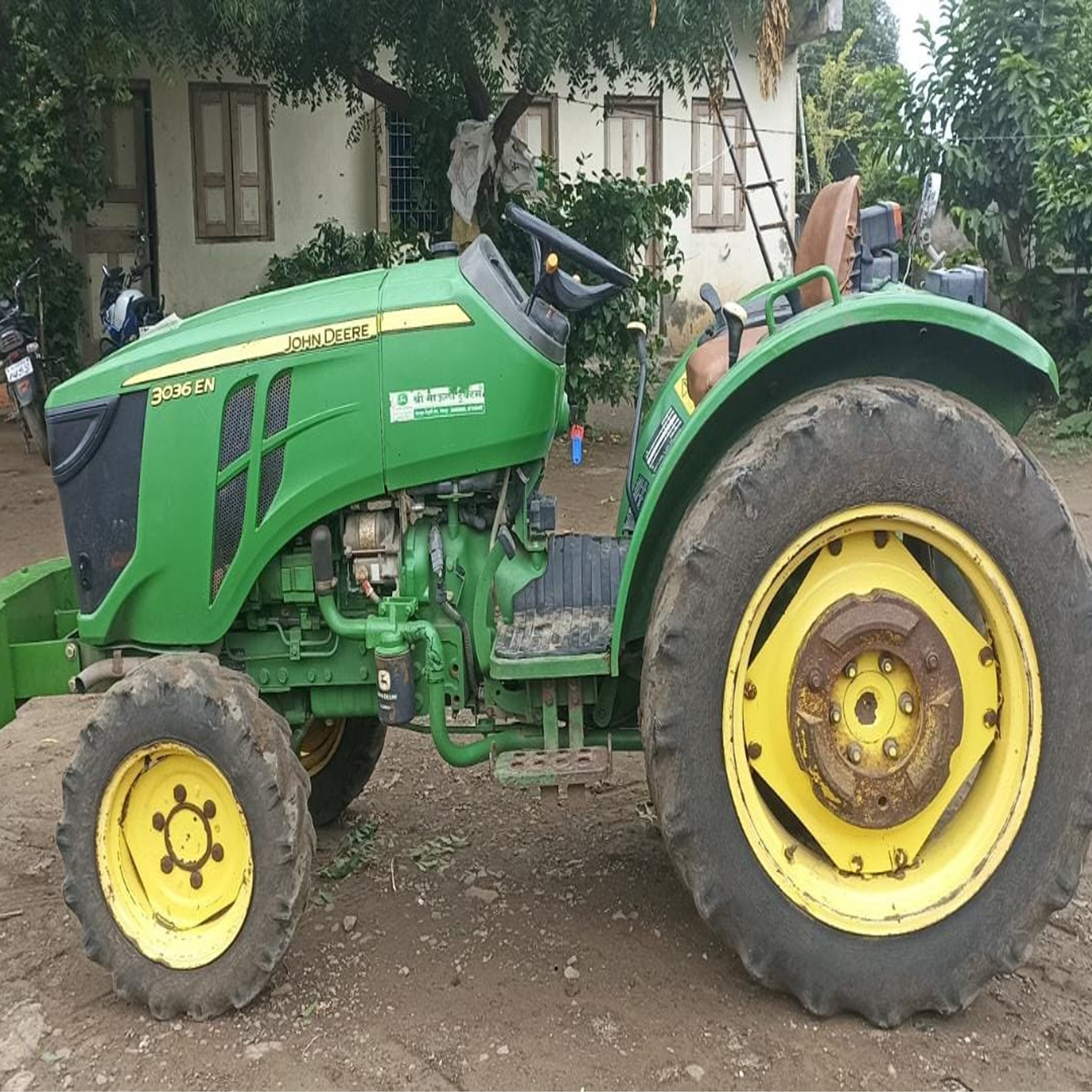 John Deere 3036EN